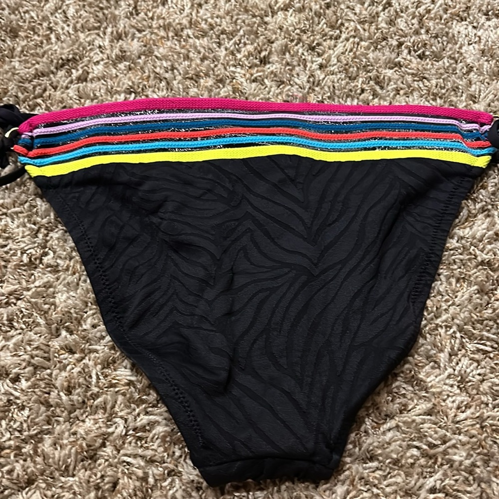 NWT Trina Turk swim & spa collection black zebra print side tie bikini bottoms - Picture 2 of 2